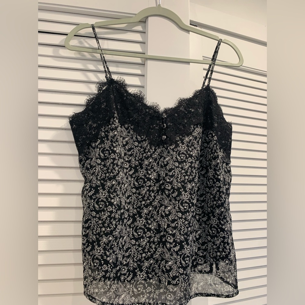 NWOT Abercrombie &Fitch minimalist boho lace top size‎ Small feminine classic